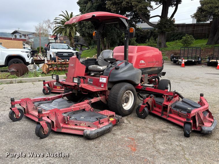 2009 Toro 5900 lawn mower - EC8270