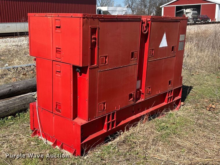 U.S. Department of Defense MEP 006A generator - EN5975