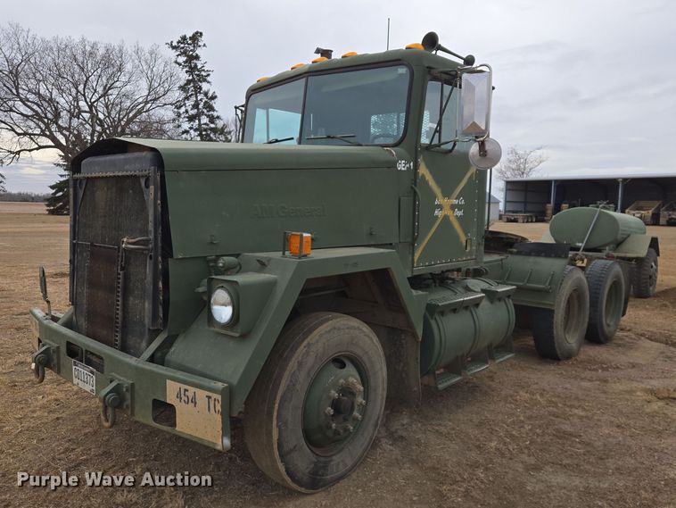 1983 AM General M915A1 semi truck - ES2939
