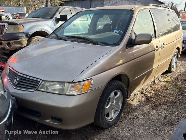 1999 Honda Odyssey van - ES8603