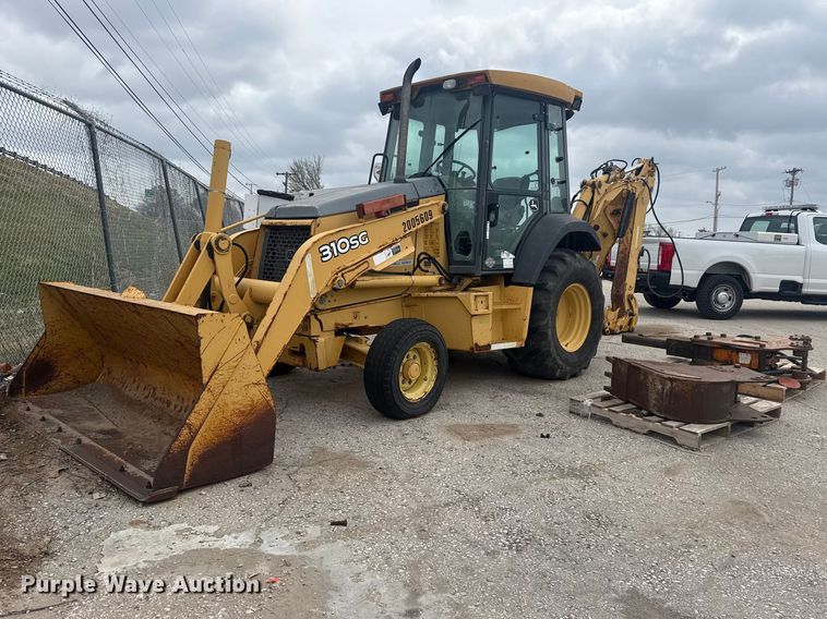 2006 John Deere 310SG backhoe - EU4126