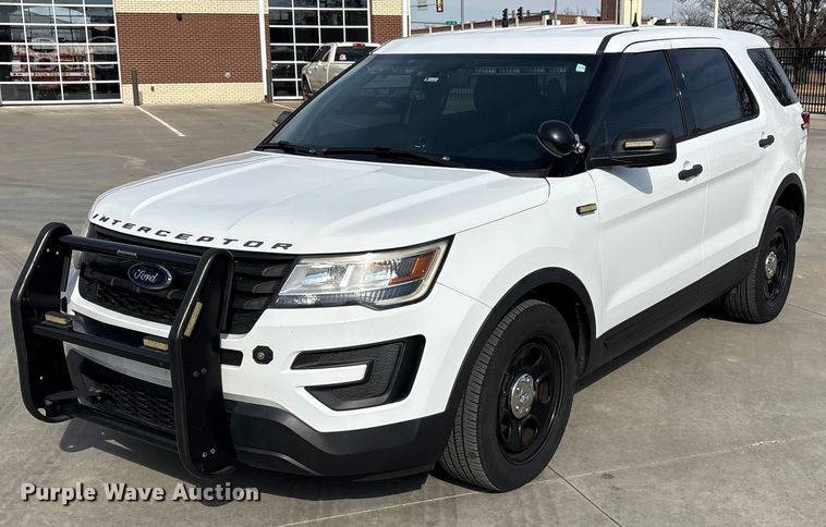 2018 Ford Explorer Police interceptor SUV - EV2695