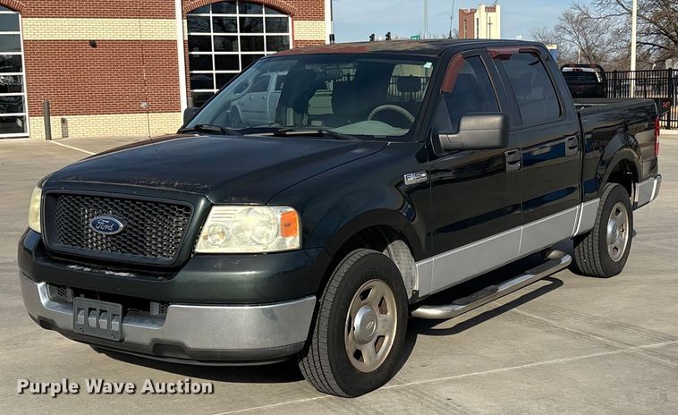 2005 Ford F150 Ext. Cab pickup truck - EV2698