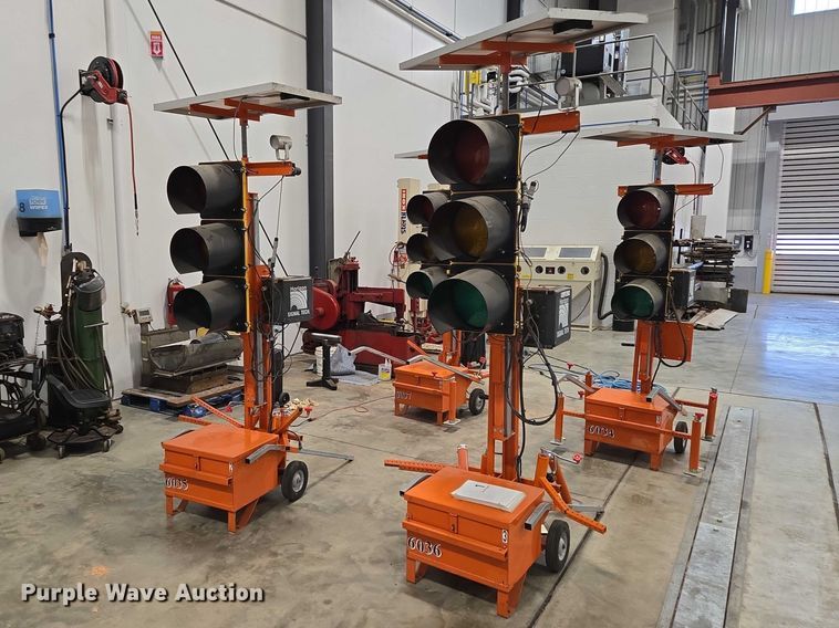 Horizon Signal Tech (4) Horizon Signal Tech traffic lights - EV5507