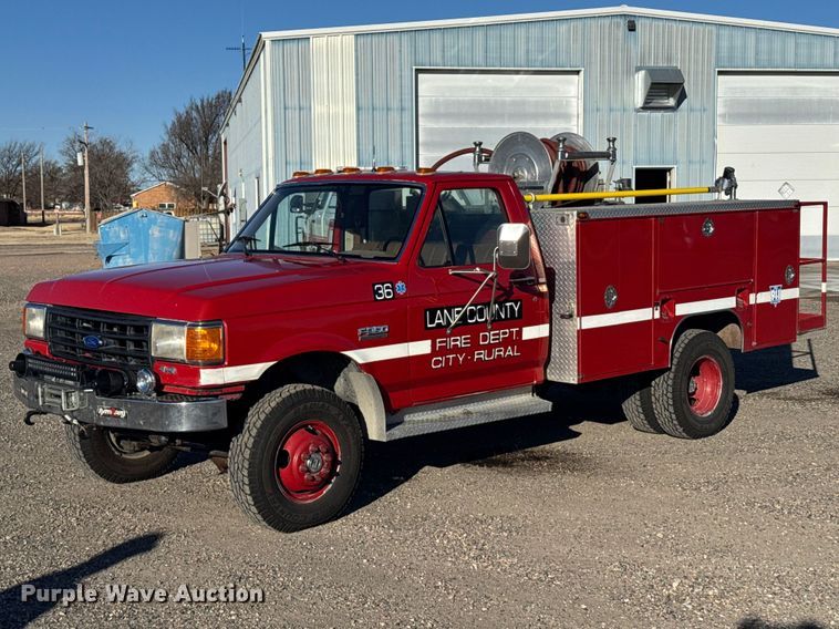 1987 Ford F350 brush fire truck - FB0903