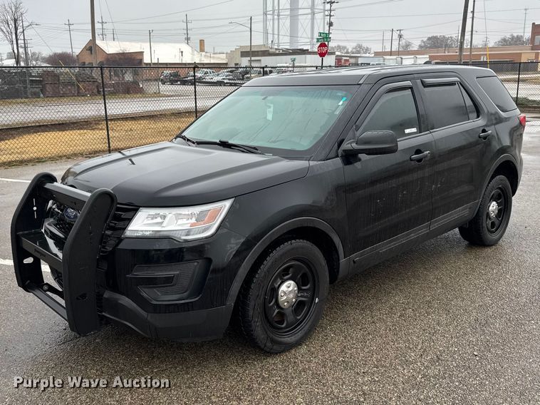 2017 Ford Explorer Police SUV - FB0922