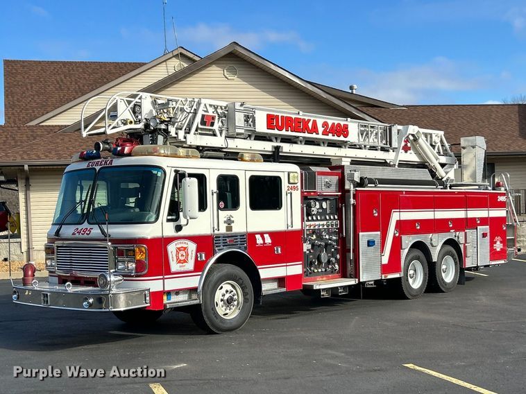 2000 American Lafrance Eagle ladder fire truck - FC5063