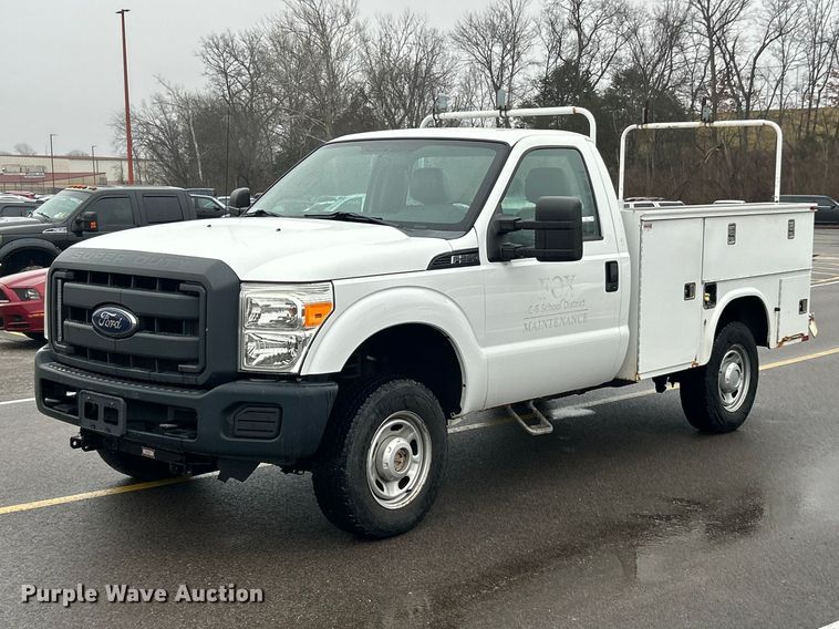 2014 Ford F250 Super Duty utility bed pickup truck - FC5117