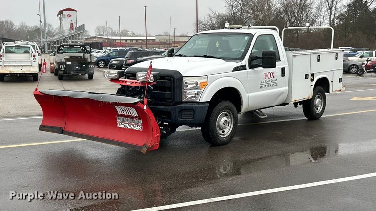2016 Ford F250 Super Duty utility bed pickup truck - FC5121