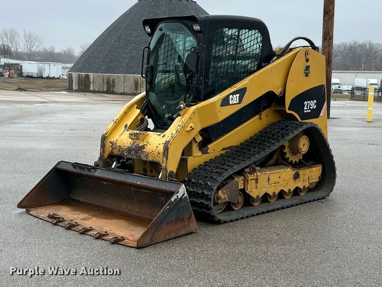 2011 Caterpillar 279C tracked skid steer loader - FC5125