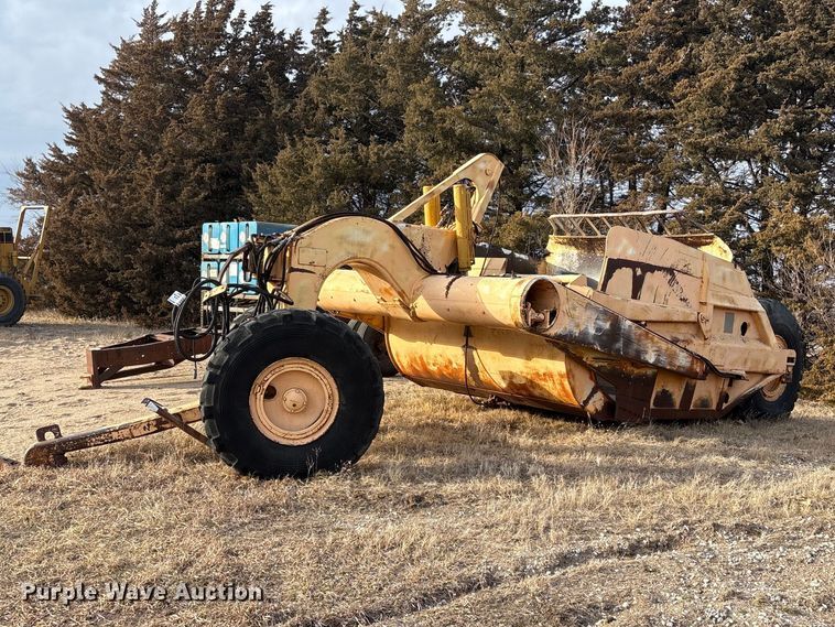 Caterpillar No 70 scraper - FG2713