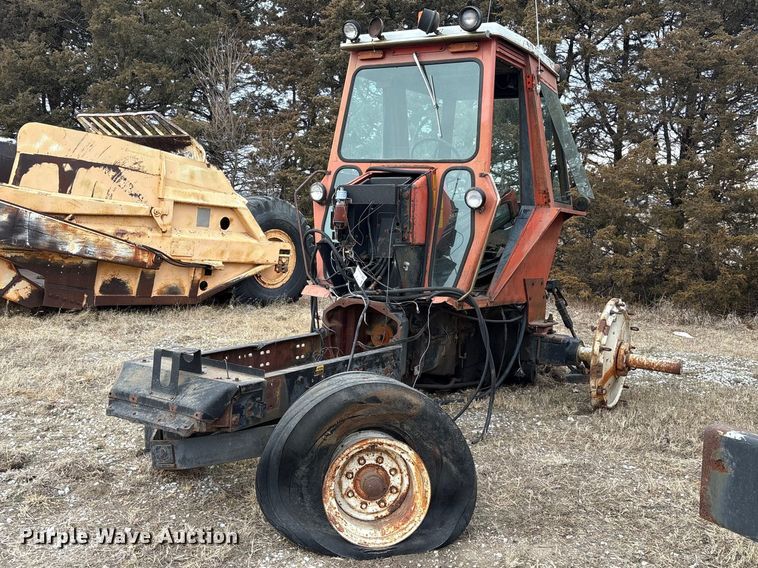 Allis Chalmers 00592042 tractor  - FG2720