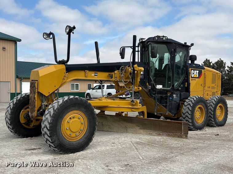 2018 Caterpillar 12M3 AWD motor grader - FG2727