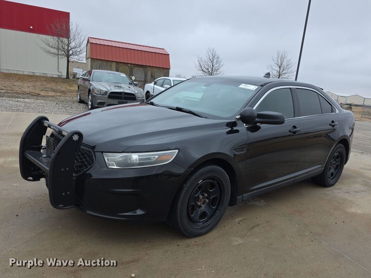 2015 Ford Taurus Police interceptor  - FI0914