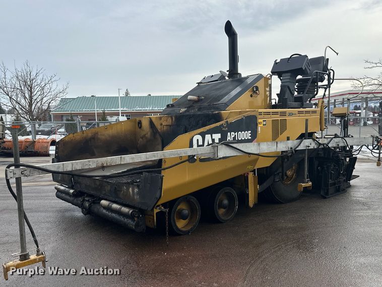 2014 Caterpillar AP1000E paver - FK1579