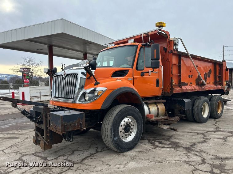 2012 International SF637 dump truck - FK1580
