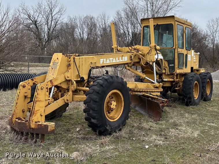 Fiat Allis FG75 motor grader - JL9569