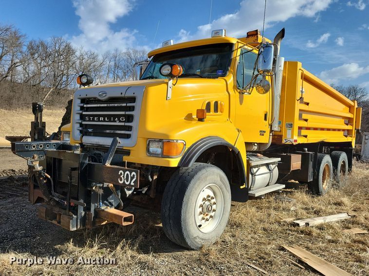 2007 Sterling L9500 dump truck - NK9859