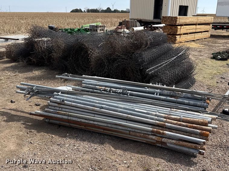 Chain link fence - DZ5257