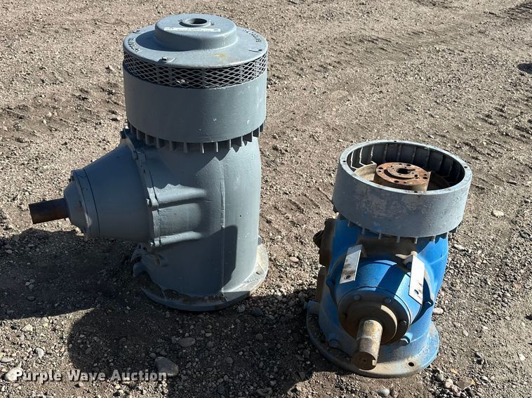 (2) angle drives - ES1052