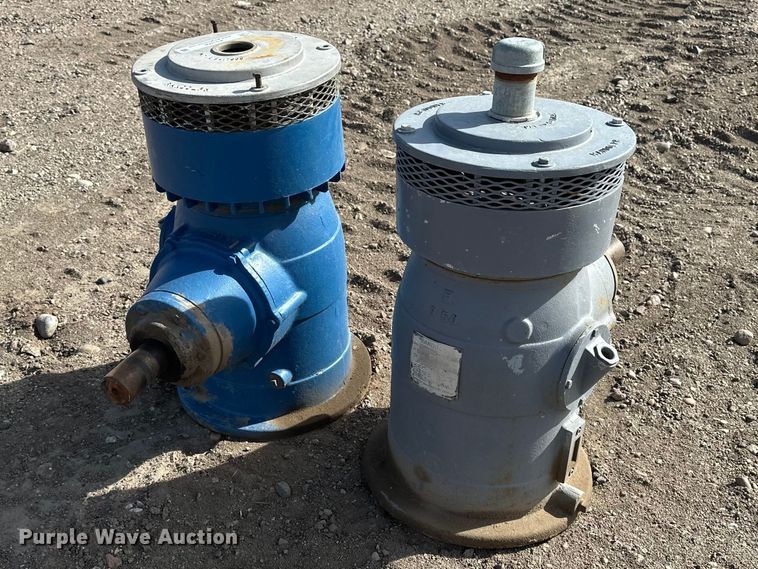 (2) Randolph right angle drives - ES1056