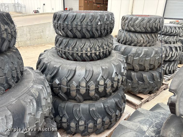 (4) Titan tractor tires and wheels - EU0320