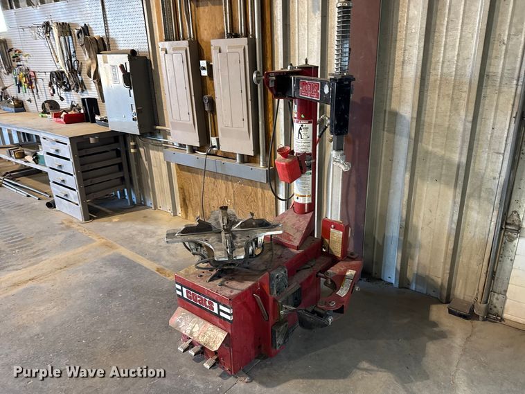 Coats RC-45 tire machine - FB7000