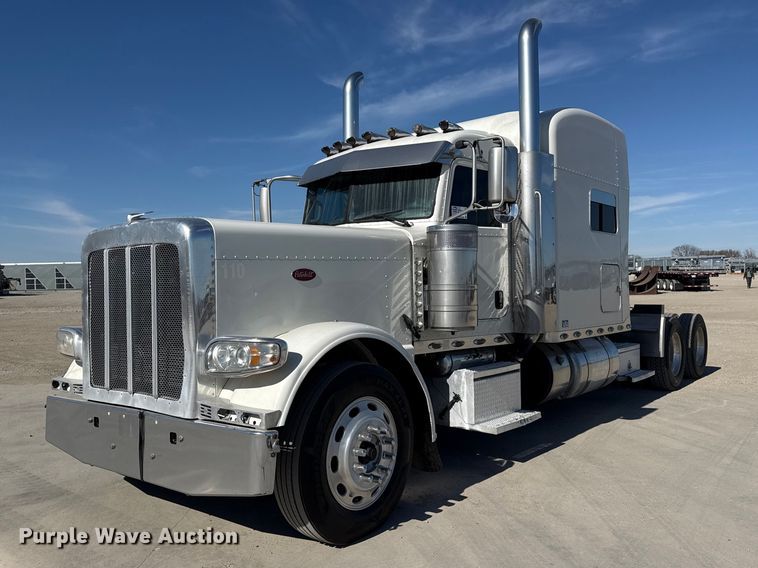 2018 Peterbilt 389 semi truck - DQ4340
