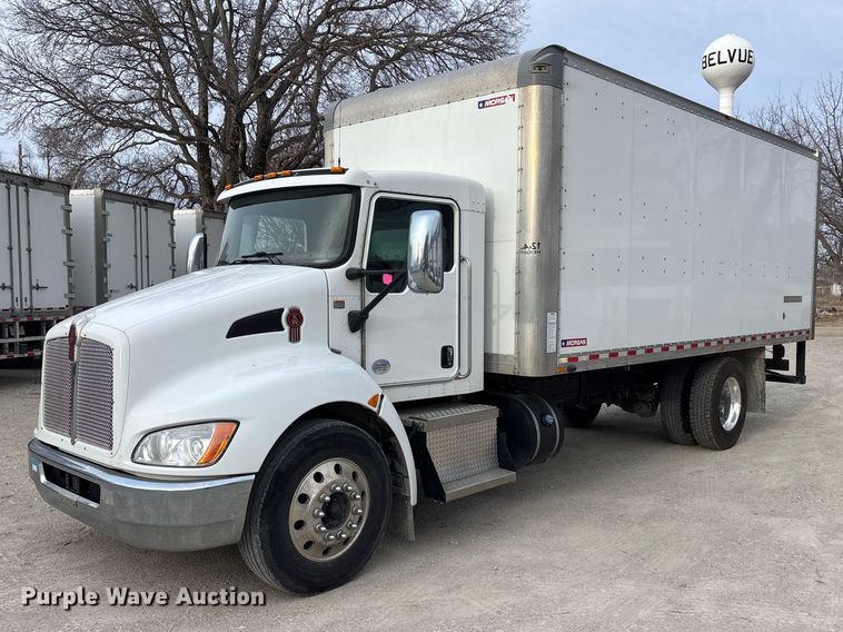 2021 Kenworth T270 box truck - EA4445