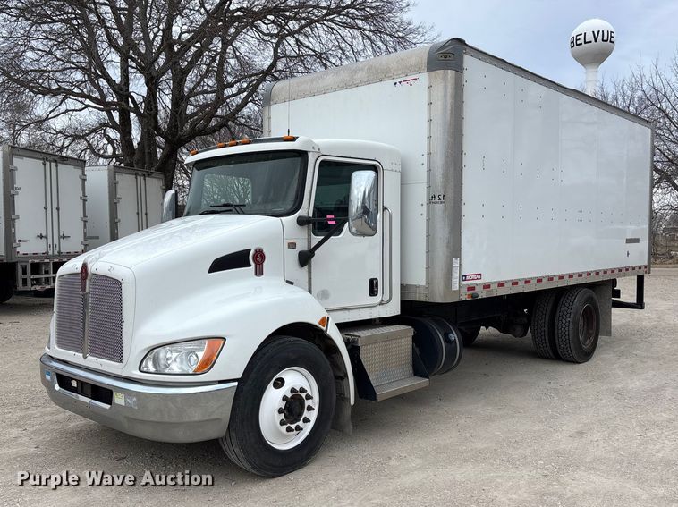 2021 Kenworth T270 box truck - EA4448