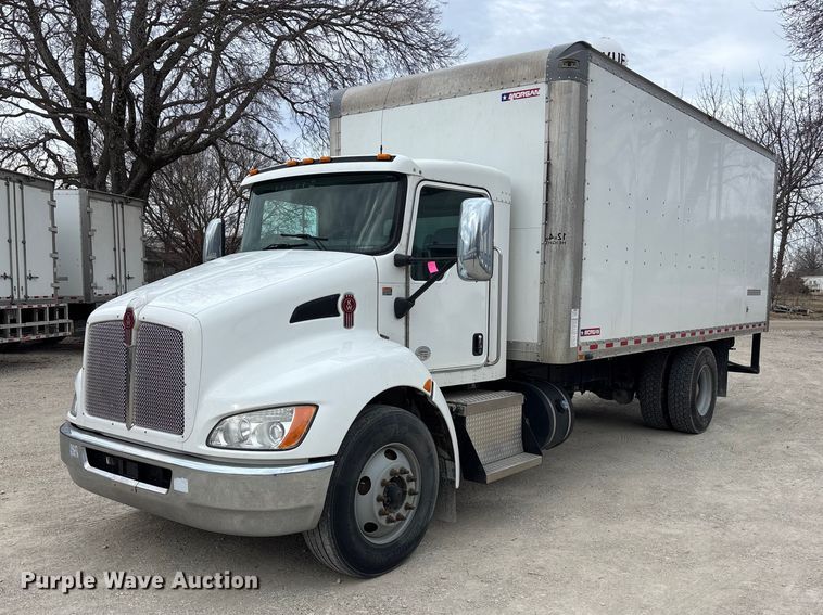 2021 Kenworth T270 box truck - EA4453