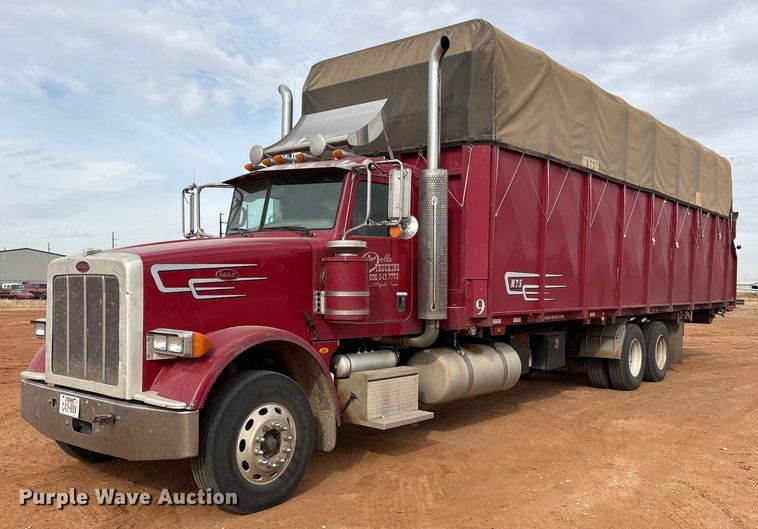 2012 Peterbilt 367 cotton module transport truck - EU4887