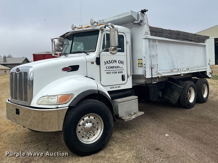 2007 Peterbilt 335 dump truck - FB6970