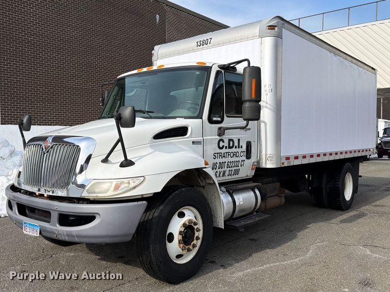 2013 International 4300 box truck - FB7966