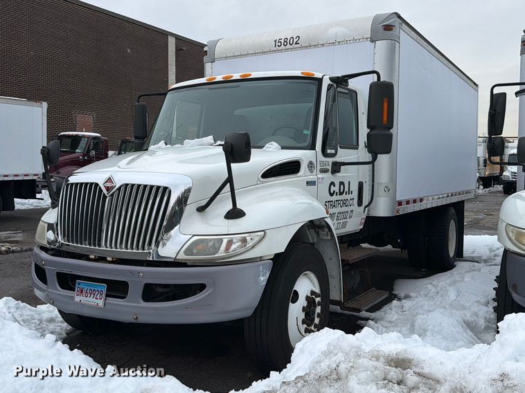 2015 International 4300 box truck - FB7968