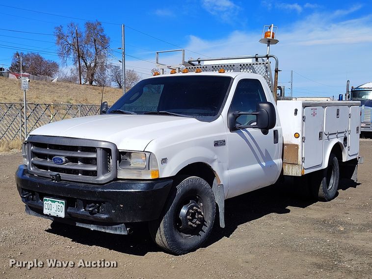 2003 Ford F350 Super Duty XL utility bed pickup truck - BI9758