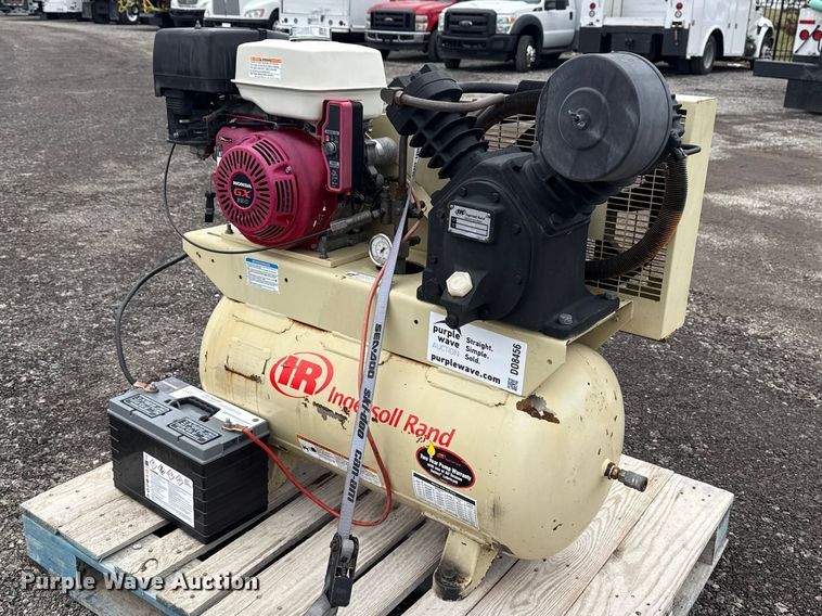Ingersoll Rand air compressor - DO8456