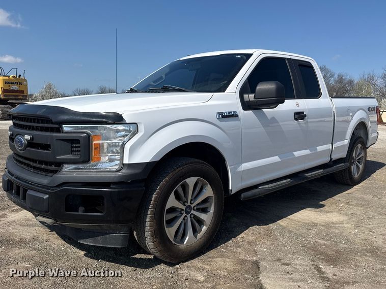 2018 Ford F150 Ext. Cab pickup truck - DO8463