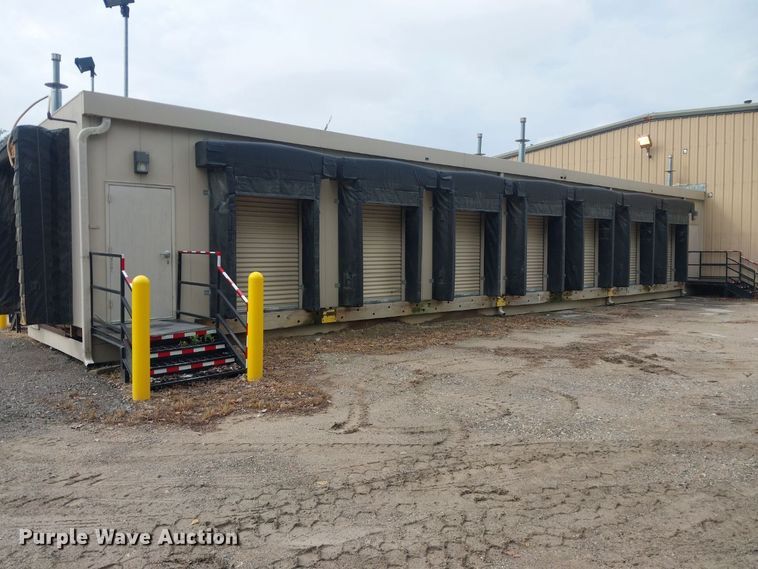 Loading docks - DZ4398