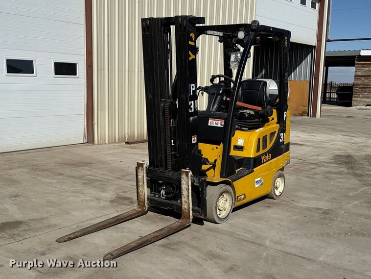 Yale GLC040SVSVXNESE082 forklift - DZ5234
