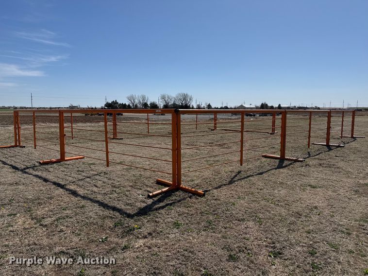 (10) livestock panels - DZ5242