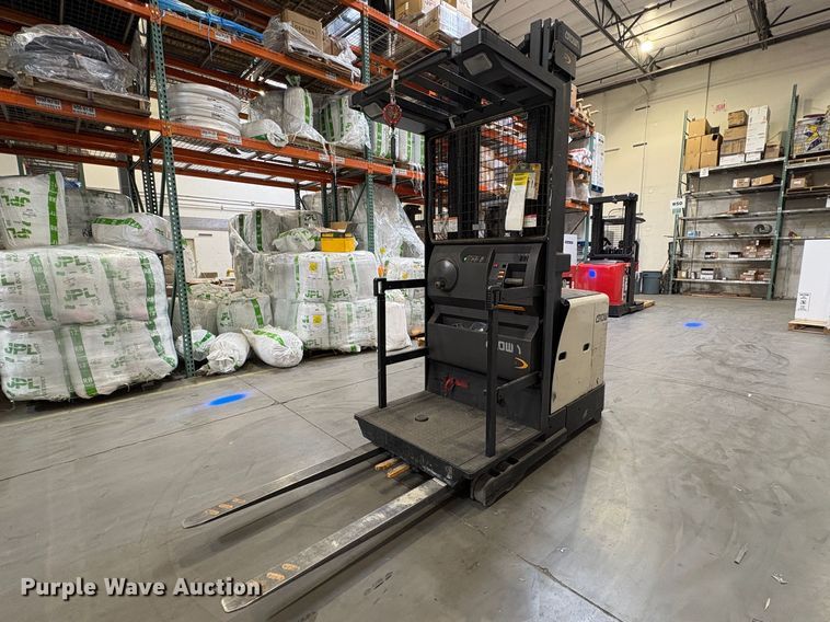 2016 Crown SP3520-30 order picker - EC8273