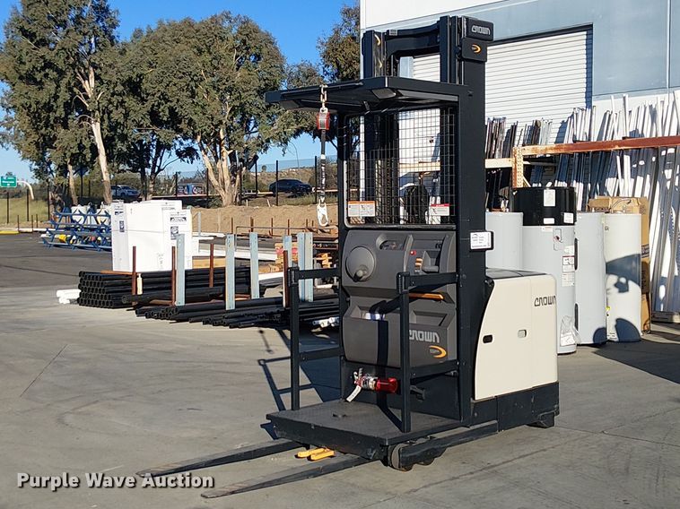 2018 Crown SP3520-30 order picker - EE5226