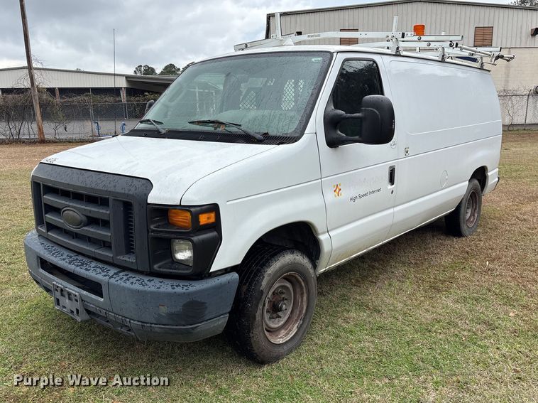 2014 Ford E150 van - EF1008