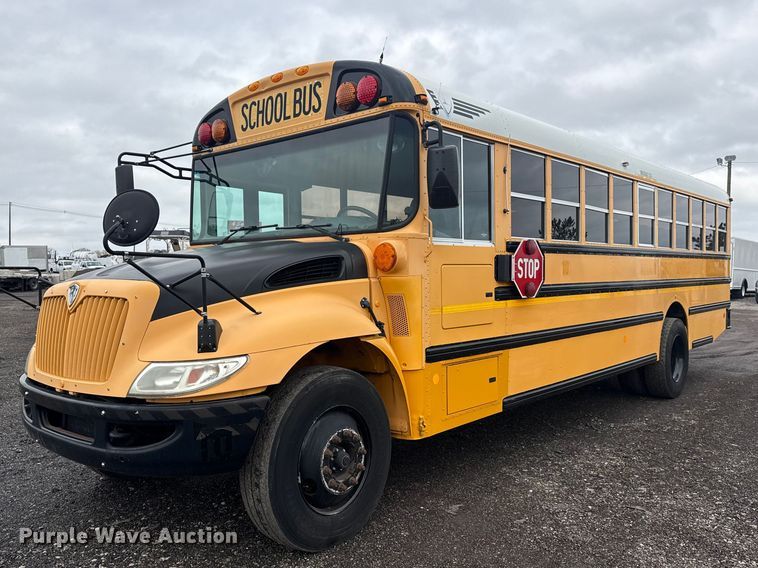 2010 IC  PB105 school bus - EG8839