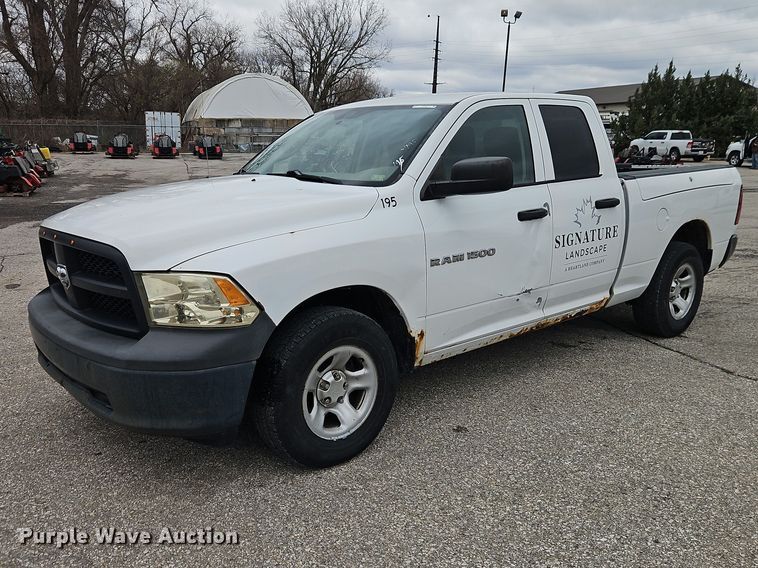 2012 RAM 1500 Ext. Cab pickup truck - EO7087