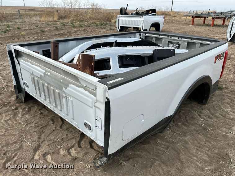 Ford Super duty pickup truck bed - ES1069