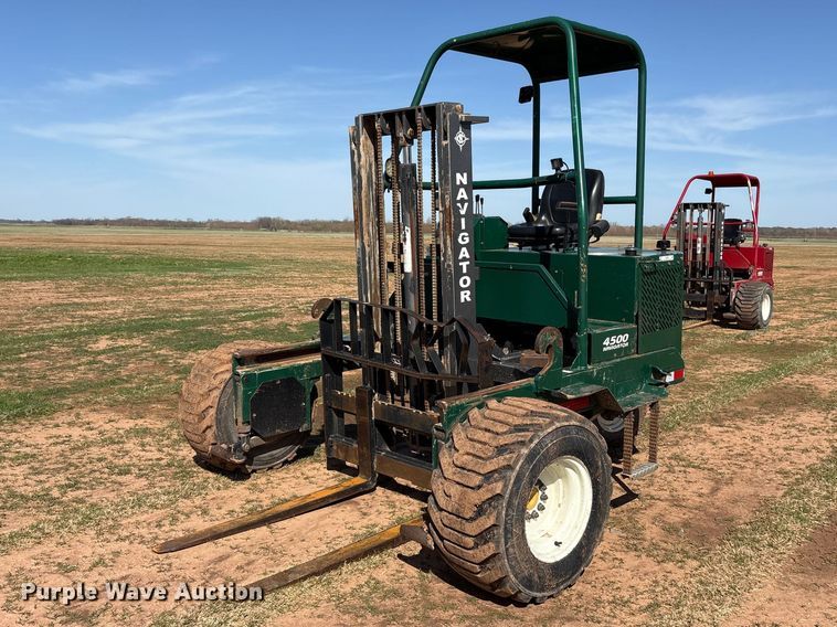 2020 Navigator RT-4500 forklift - ES8663