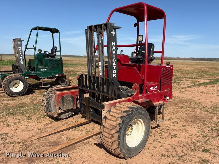 2021 Navigator RT-4500 forklift - ES8664