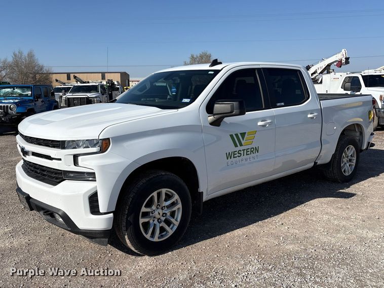 2019 Chevrolet Silverado 1500 Crew Cab pickup truck - EU4978